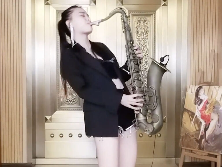 《爱之初体验》